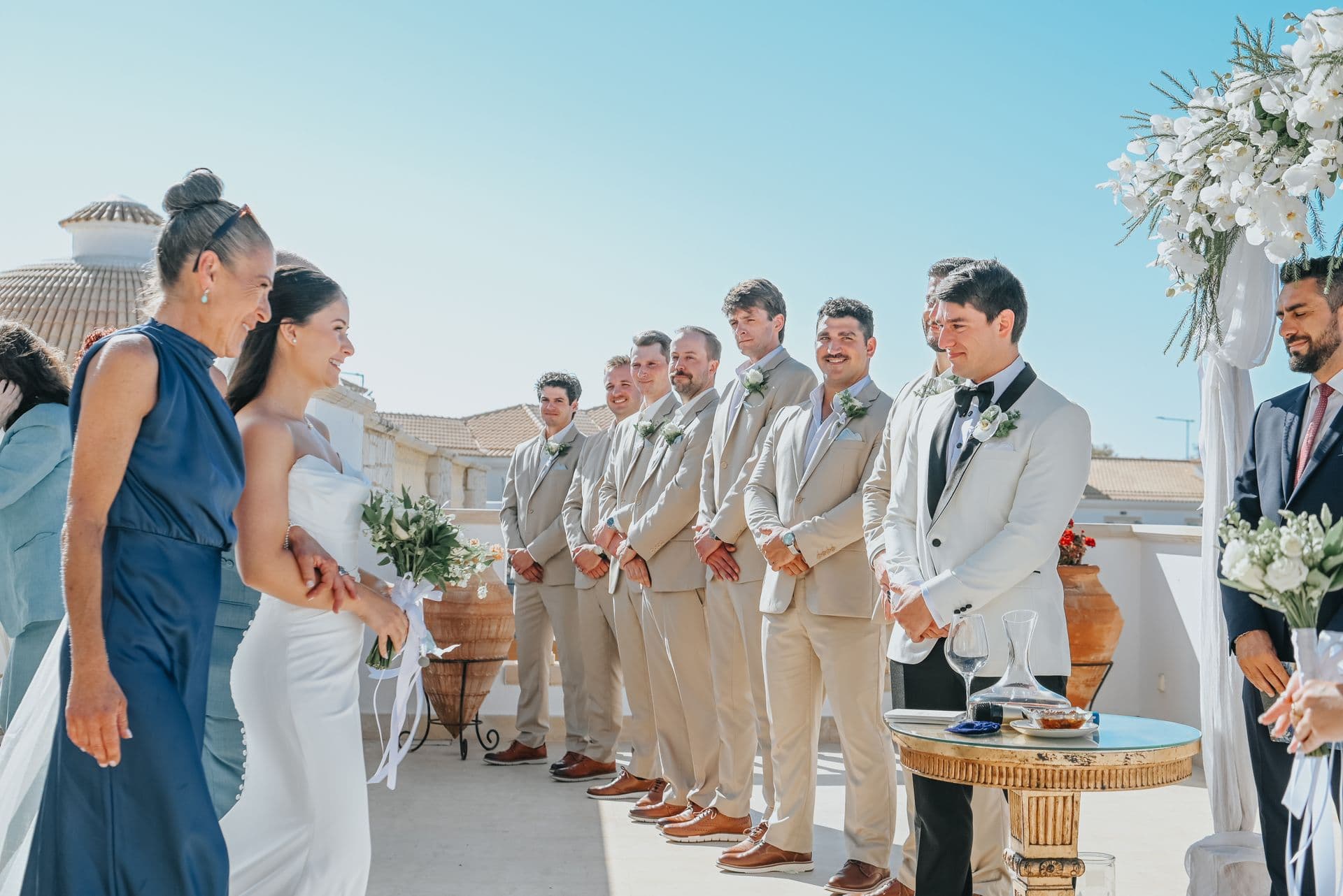 Pull any report, instantly feature illustration